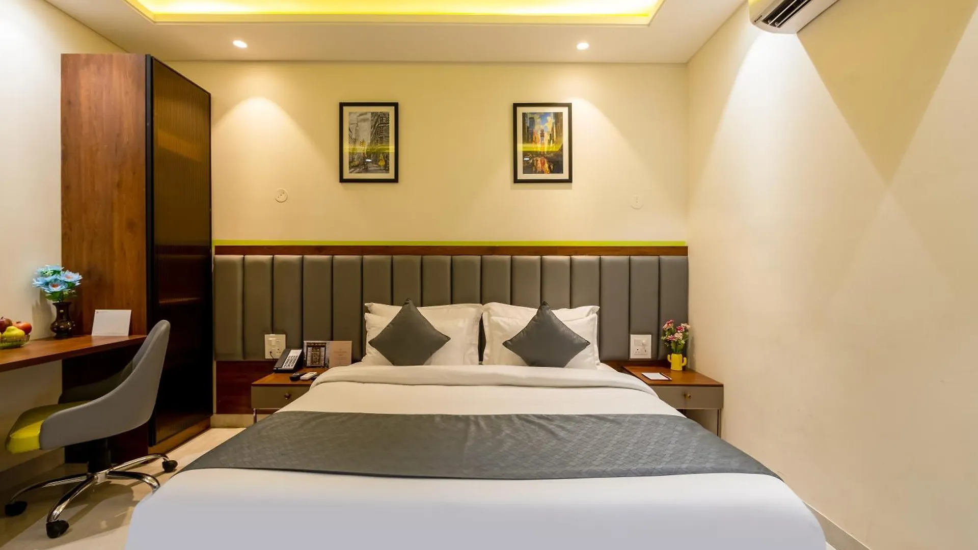 Country Inn Gurugram Gurgáon 4*,  Indie